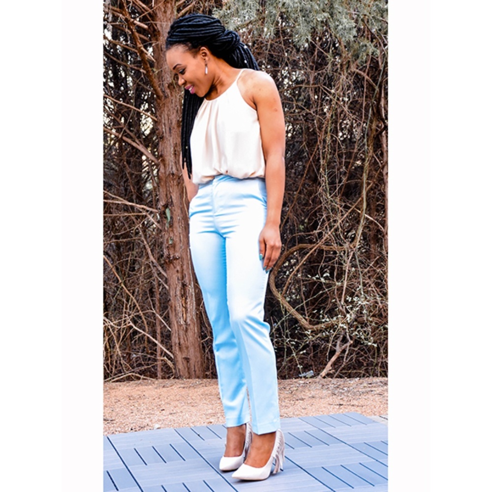 STRAIGHT-LEG HIGH WAIST PANTS